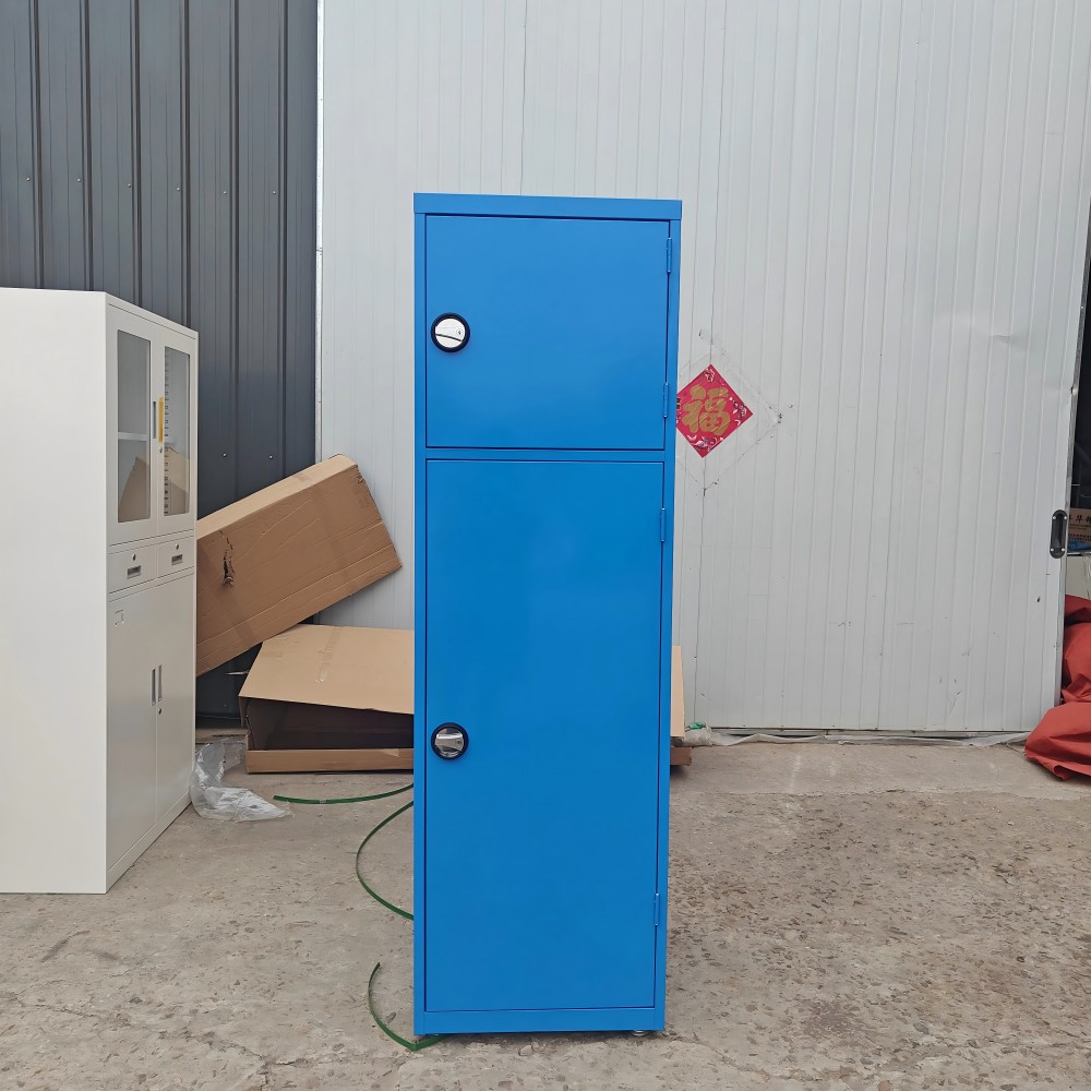 Tủ cao một cửa màu xanh